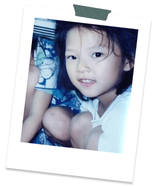 A childhood photo of Jeongyeon